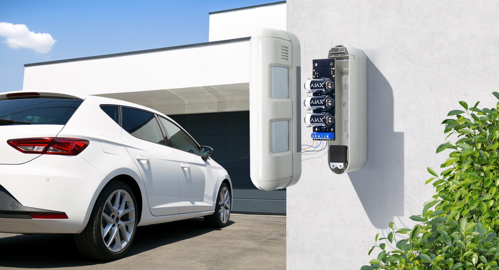 Modulo per il collegamento di allarmi cablati ad Ajax e la gestione della sicurezza tramite app