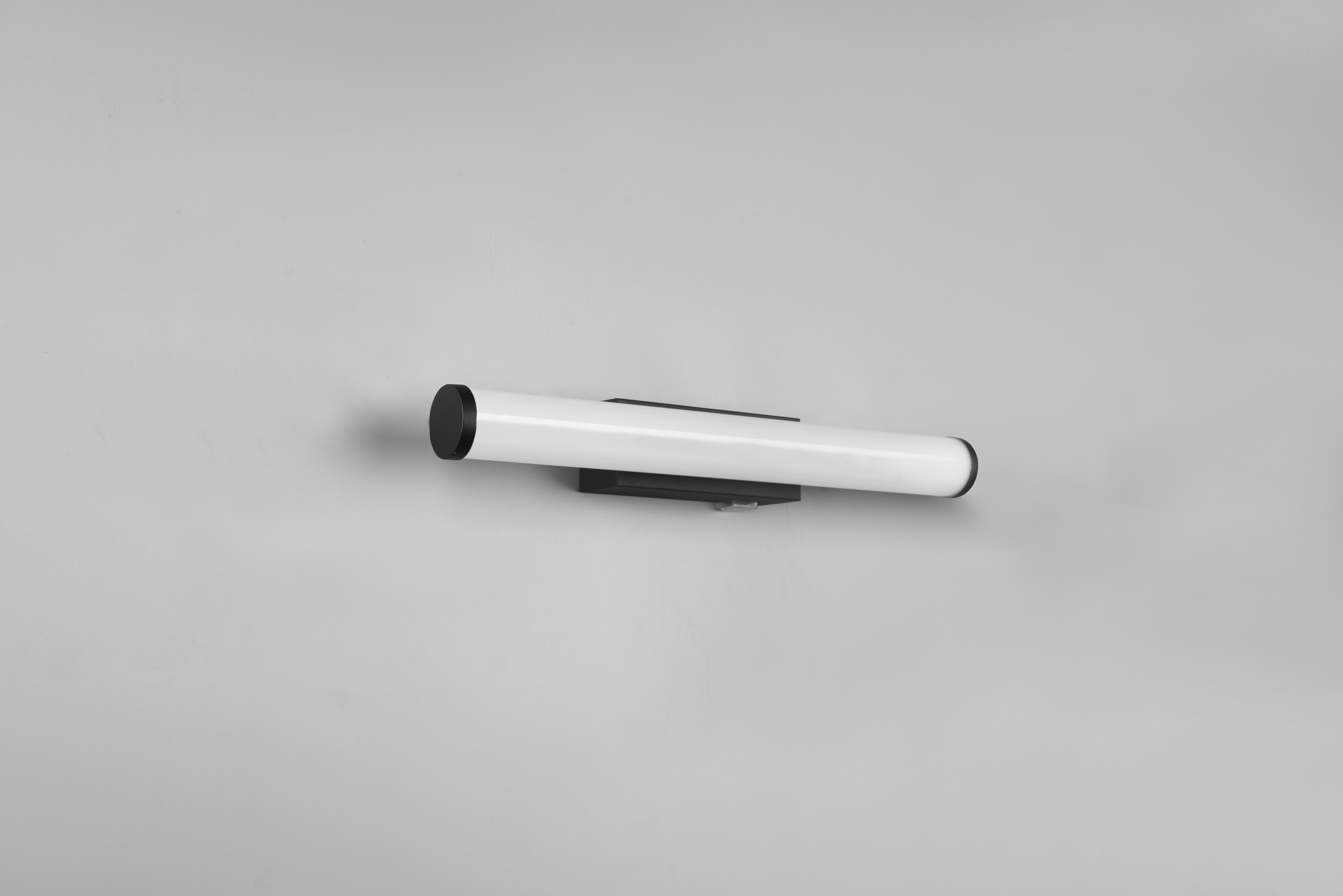 MATTIMO H2O APPLIQUE LED NERO IP44 CON INTERRUTTORE L. 60,4CM